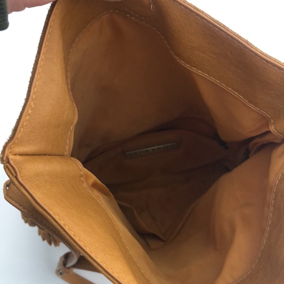 Cross body suede bag with adjustable strap and cute tassel detail. - Picture 4 of 6